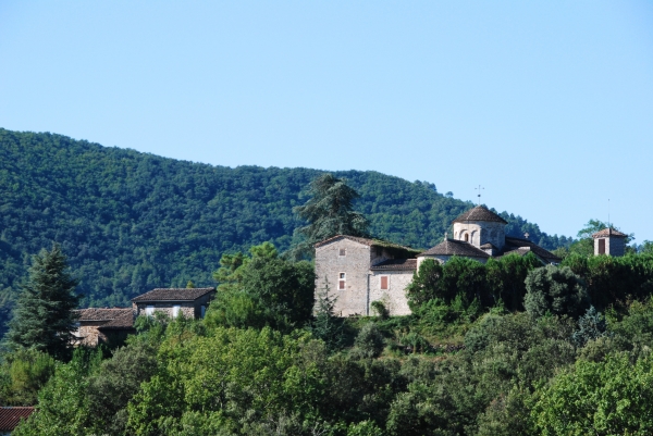 L'EGLISE NOTRE DAME DE MEYRANNES est classée à l'inventaire des